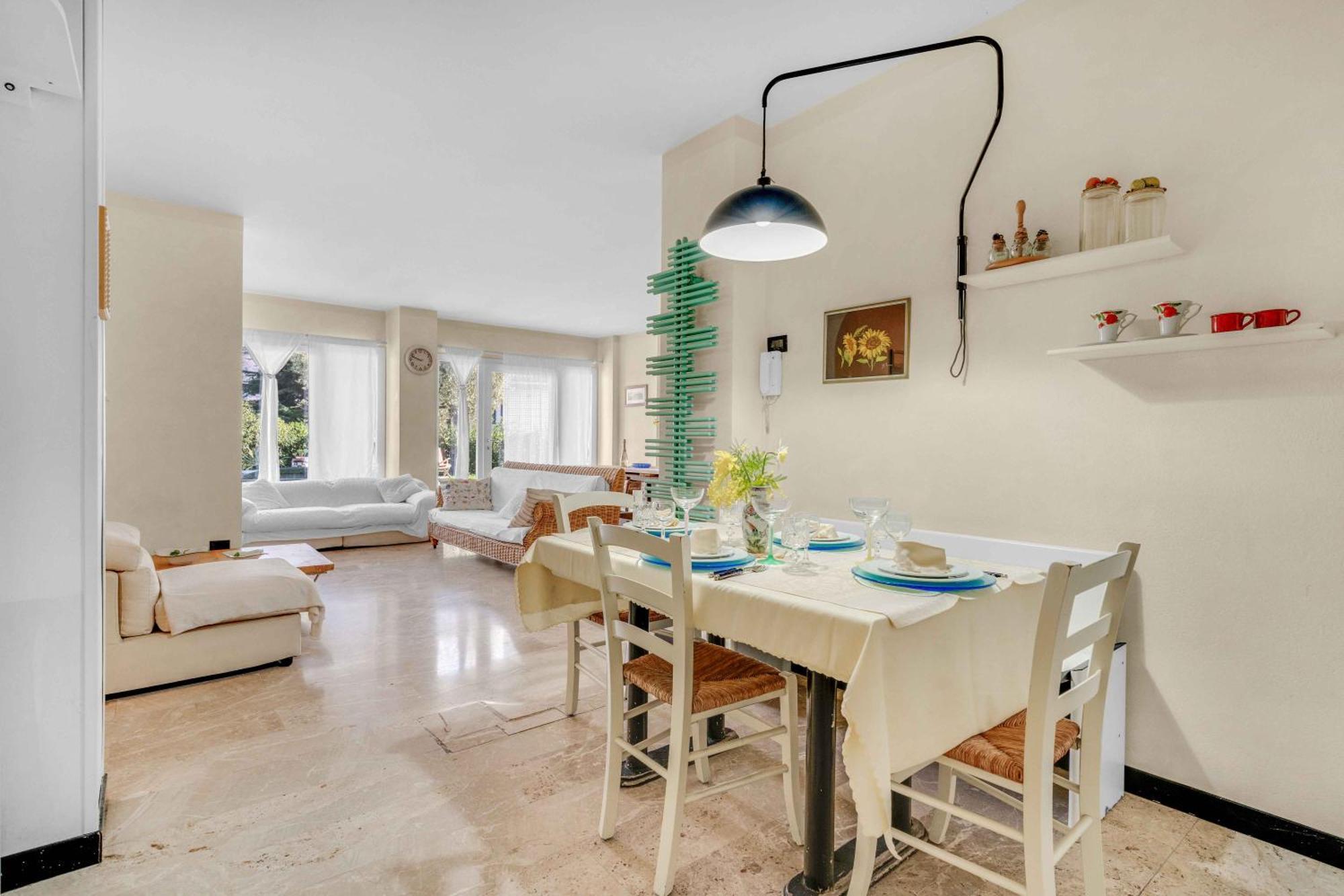 Ampia Dimora A Salo Con Parcheggio E Giardino Daire Dış mekan fotoğraf